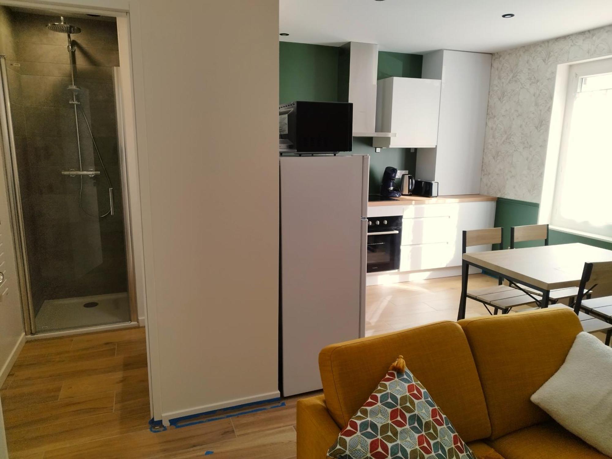 Nouveau - Calme - Quartier Historique - Wifi - Parking Apartment Hennebont
